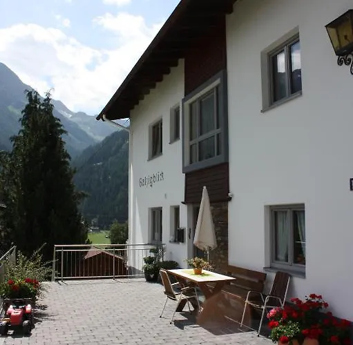 Galzigblick Apartment *